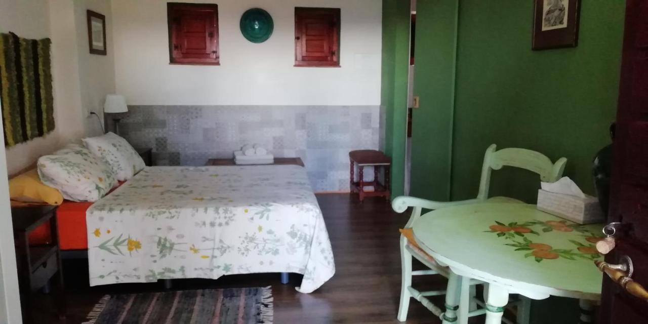 Setenil De Las Bodegas La Escuela Del Campo B&B 외부 사진